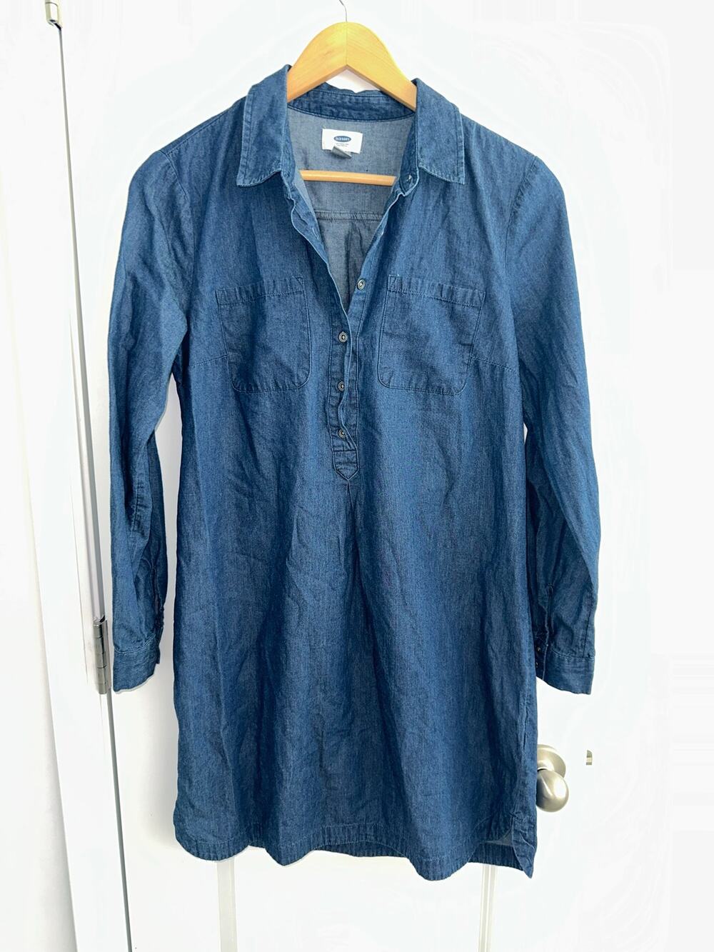 Old Navy Chambray Denim Shirt Dress – Size Medium